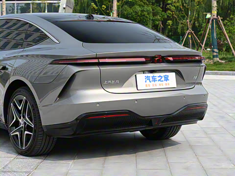 2025�� ������