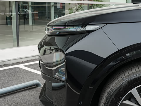 2025�� Pro ���ܻ��°�