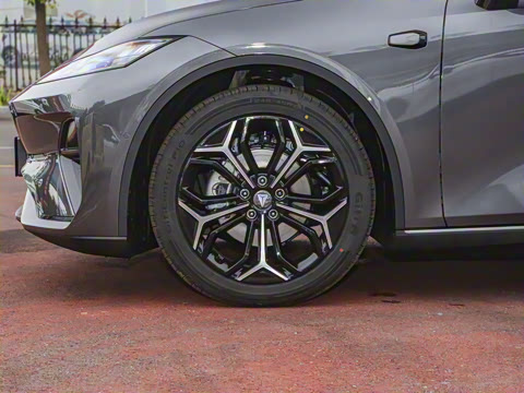 2024�� 230Max���̰�