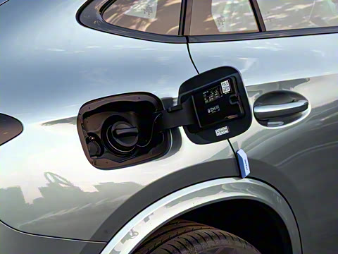 2025�� GLC 260 4MATIC ����SUV