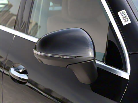 2025�� GLC 300 L 4MATIC ������ 5��