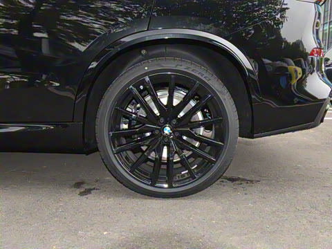 2024�� xDrive 40Li �����ͺ���������