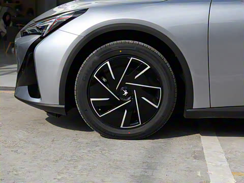 2024�� 560PRO 185kW