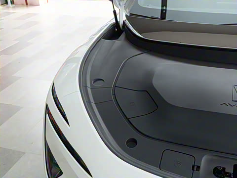 2025�� �Ŀ� Ultra���̰�