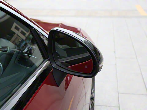 2025�� CLE 300 4MATIC �����ͽ��ܳ�