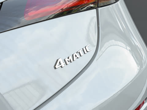 2025�� CLE 300 4MATIC ������ܳ�