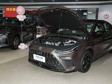 2022�� 1.5T Trophy�˶�������