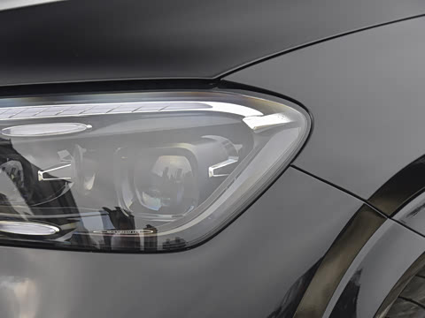 2025�� �Ŀ� GLE 450 4MATIC ������