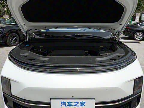 2025�� Ultra ���ܻ��°�