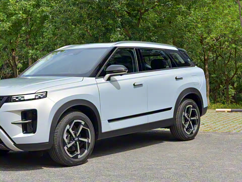 2025�� ���ܰ� 1.5T ��������