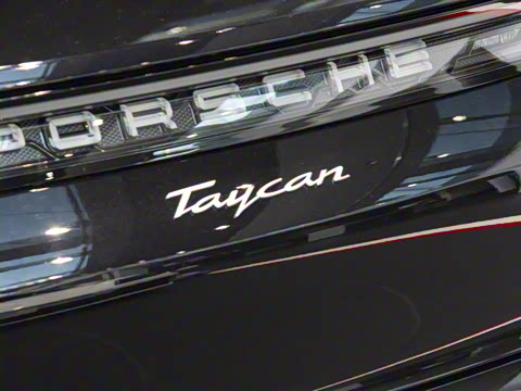 2025�� Taycan
