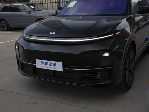 2025�� Ultra ���ܻ��°�