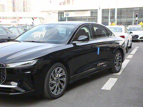 2025�� 2.0T ���ݰ�