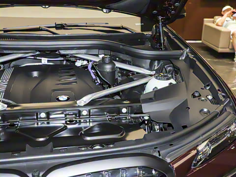 2024�� xDrive40i ������M�˶���װ