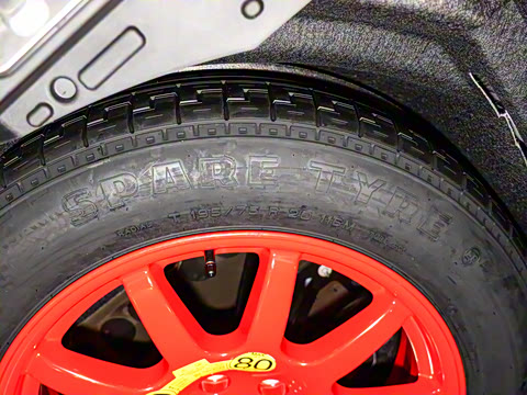 2025�� 400PS Dynamic SE