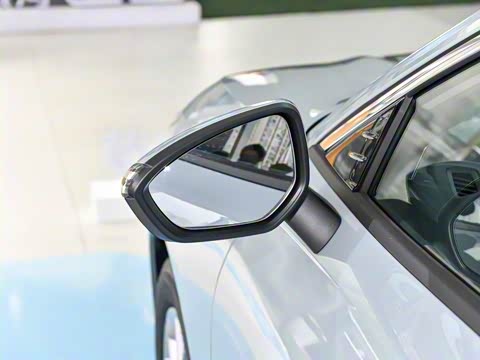 2025�� EM-i 60km ������