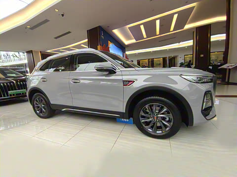 2025�� 2.0T ��������Pro��