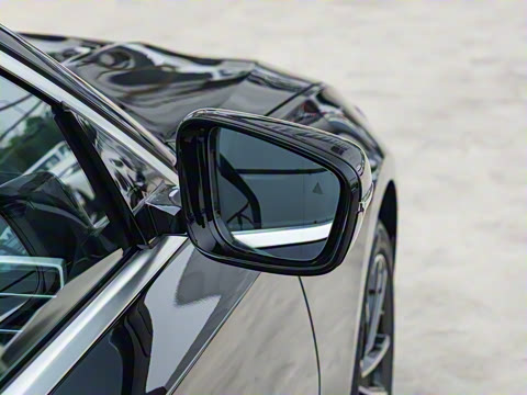 2025�� 325Li M�˶���װ