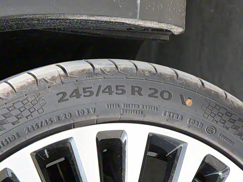 2025�� 400T ���������