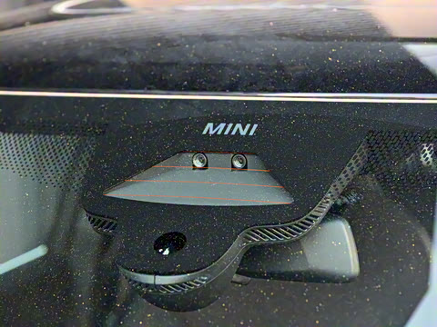 2025�� JOHN COOPER WORKS