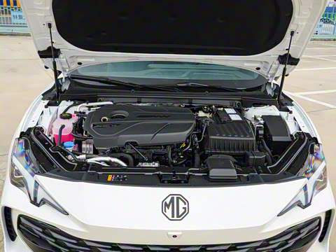 2025�� 2.0T 405 AT������