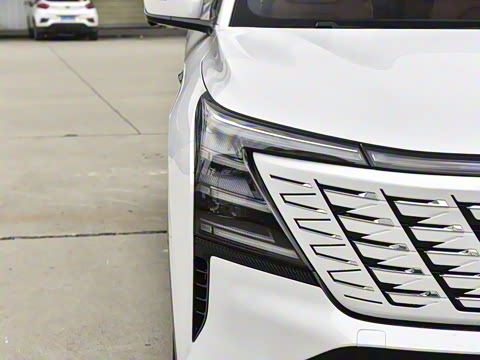 2025�� ���Ĵ� UItra 2.0T ������ �ǻ۾�����