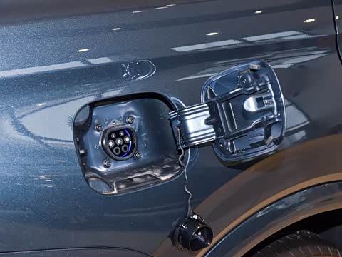 2025�� 165km ��������Pro 5��