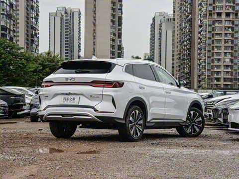 2025�� EV 520km ������