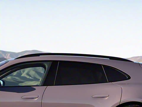 2024�� Taycan 4S Cross Turismo