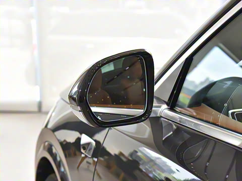 2025�� Pro ���ܻ��°�