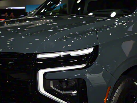 2025�� 2.7T �����