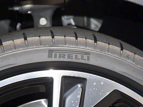 2024�� 40 TFSI ����������(��ҹ��)