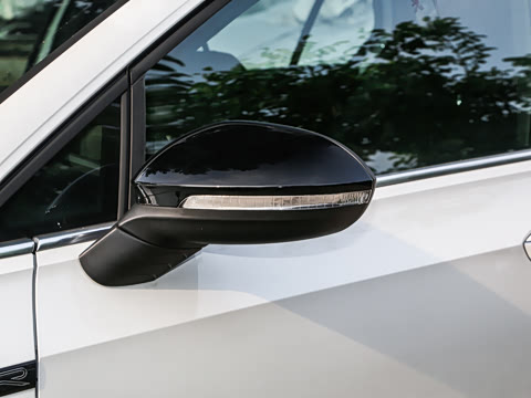 2024�� 280TSI DSG R-Line 50�괫���