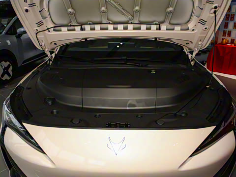 2024�� 560PRO 185kW