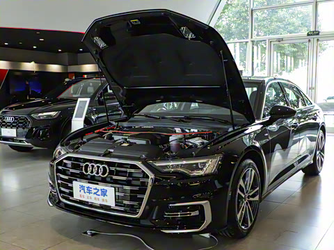 2025�� �Ŀ� 40 TFSI ����������