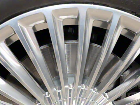 2025�� 2.0T ��άʿ����̩