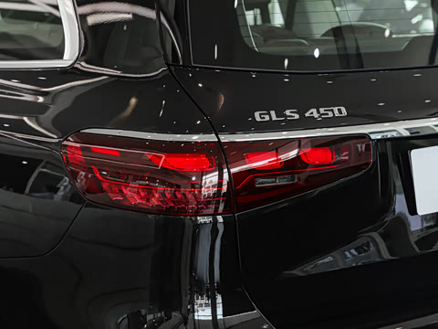 2024�� GLS 450 4MATIC ������