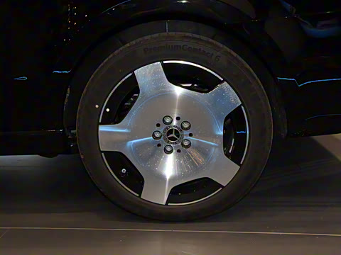 2024�� V 300 L ����������