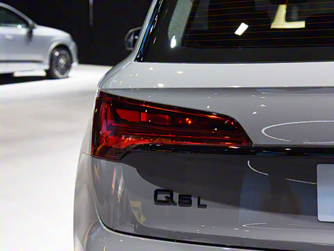 2025�� 45 TFSI ����������