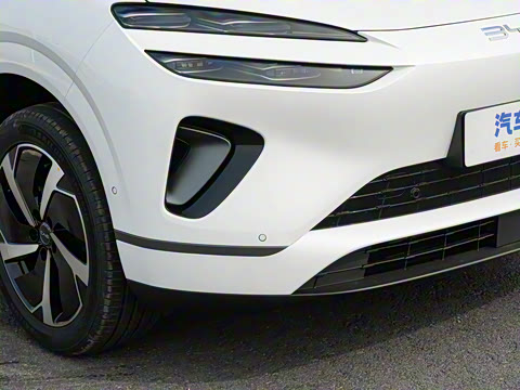 2025�� EV 605�캽Pro��