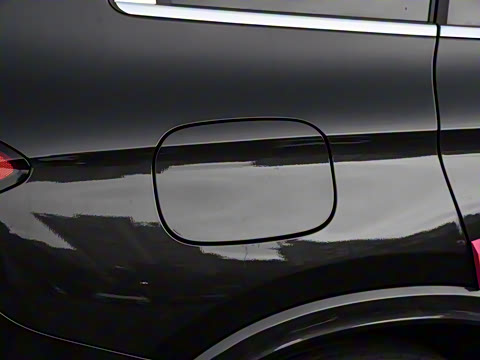 2025�� �Ŀ� GLC 260 L 4MATIC ������