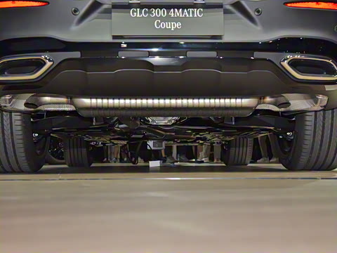 2025�� GLC 300 4MATIC ����SUV