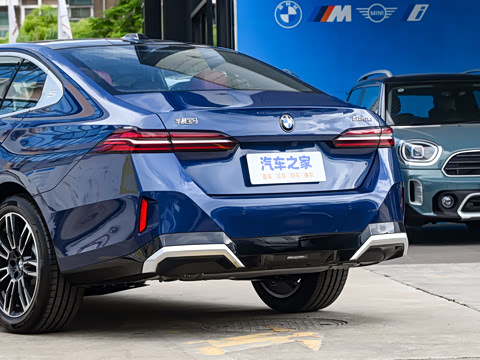 2024�� 525Li M�˶���װ