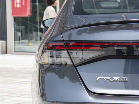 2025�� �˶�ϵ�� 260TURBO ����