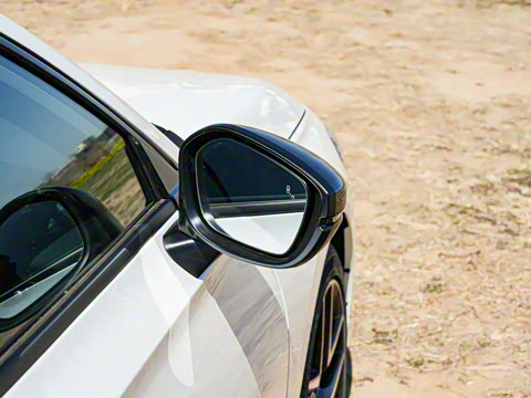 2025�� 240TURBO CVT ��ȤMax