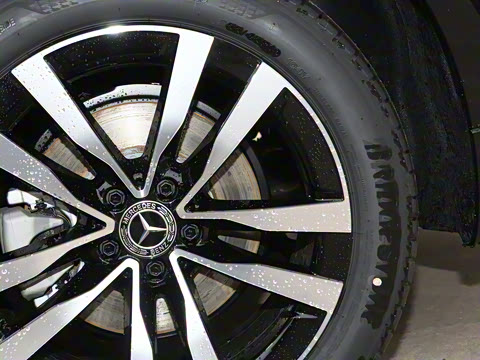 2024�� �Ŀ� S 400 L ������