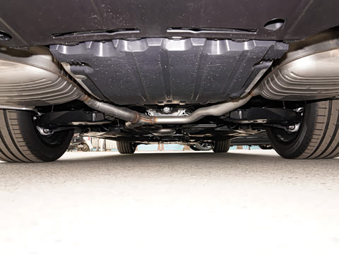 2025�� �Ŀ� E 300 ʱ�����˶���