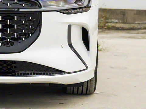 2025�� 2.0T ���л춯��