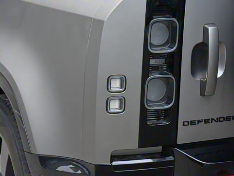 2025�� 110 3.0T P400 X