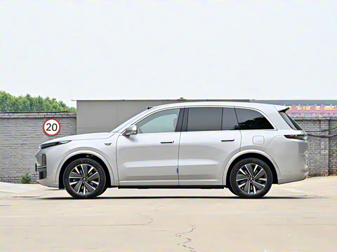 2025�� Max ���ܻ��°�